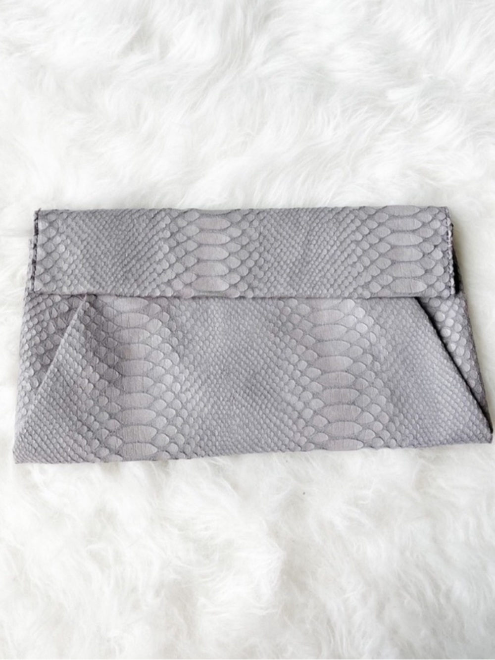VICI Gray Croc Embossed
Envelope Clutch